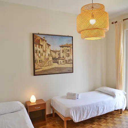 Nonna Olimpia - Trilocale Con Posto Auto Vicino Appartement