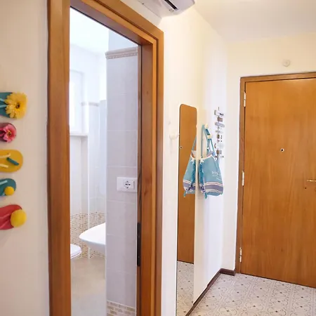 Nonna Olimpia - Trilocale Con Posto Auto Vicino Appartement